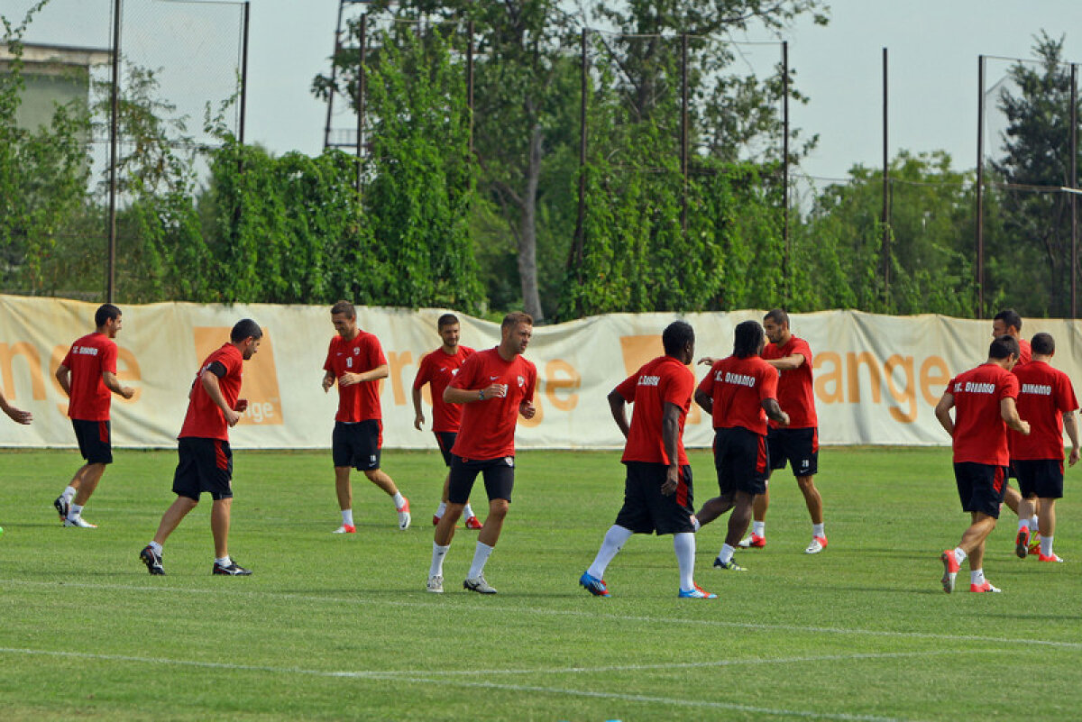 GALERIE FOTO » Alvarez, la primul antrenament cu Dinamo! Vezi imagini de la şedinţa de pregătire