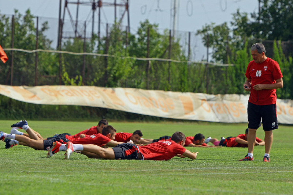 GALERIE FOTO » Alvarez, la primul antrenament cu Dinamo! Vezi imagini de la şedinţa de pregătire