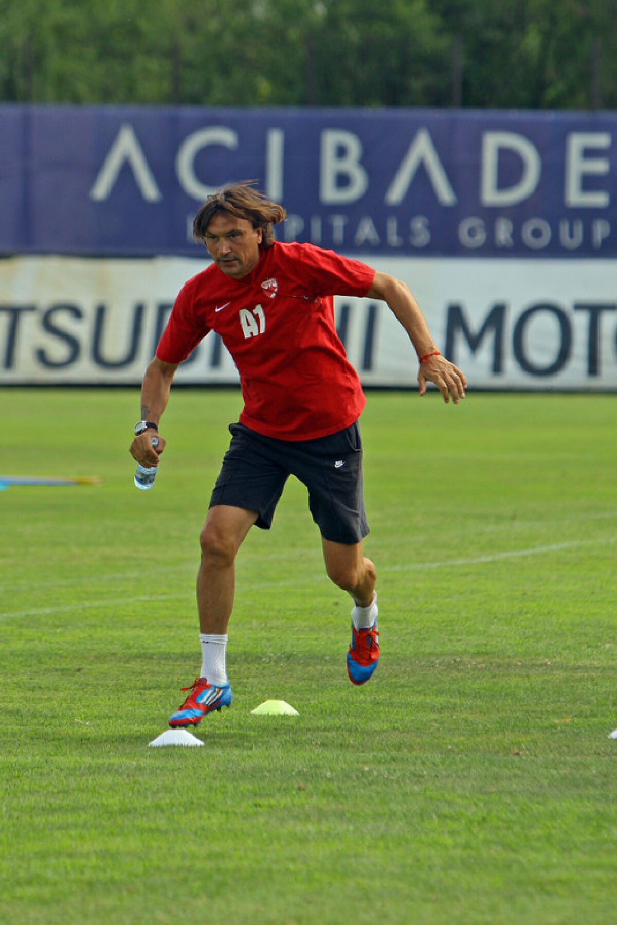 GALERIE FOTO » Alvarez, la primul antrenament cu Dinamo! Vezi imagini de la şedinţa de pregătire