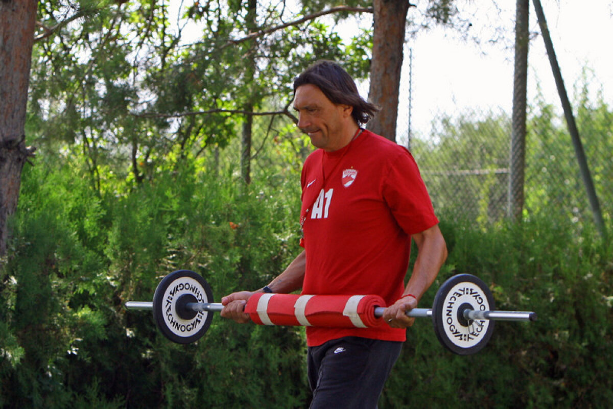 GALERIE FOTO » Alvarez, la primul antrenament cu Dinamo! Vezi imagini de la şedinţa de pregătire