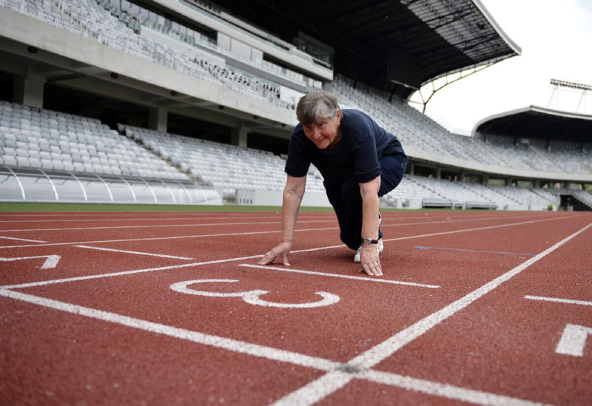 Sprint peste timp » Emma Konrad şi Andreea Ogrăzeanu faţă în faţă: olimpicele României la 100 de metri din 1952 şi 2012