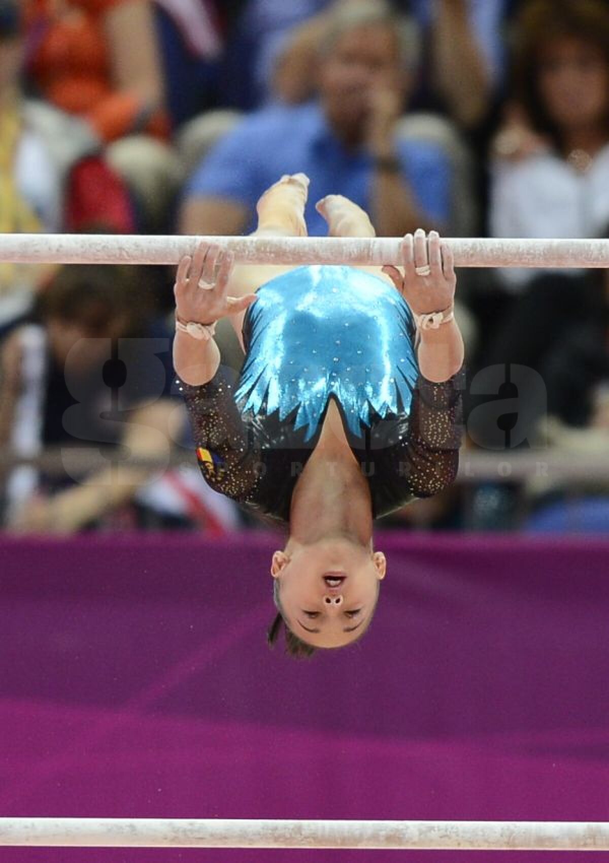 FOTO Sandra Izbaşa a încheiat finala la individual compus pe 5, Larisa Iordache pe 9