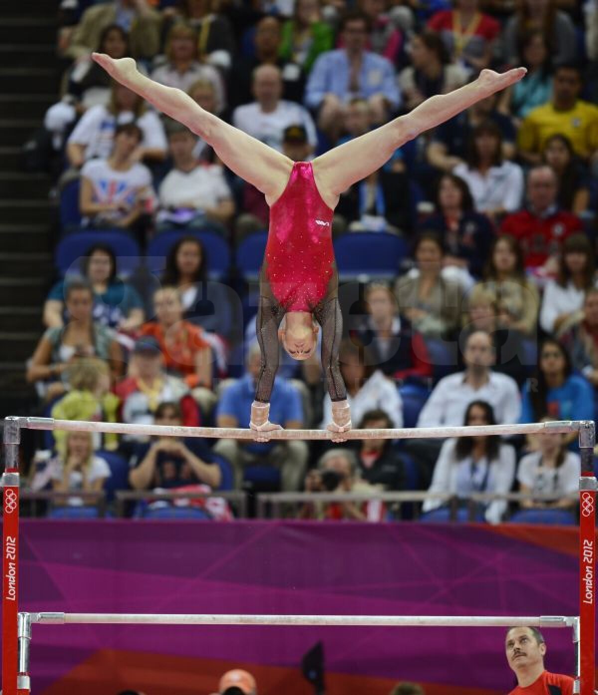 FOTO Sandra Izbaşa a încheiat finala la individual compus pe 5, Larisa Iordache pe 9