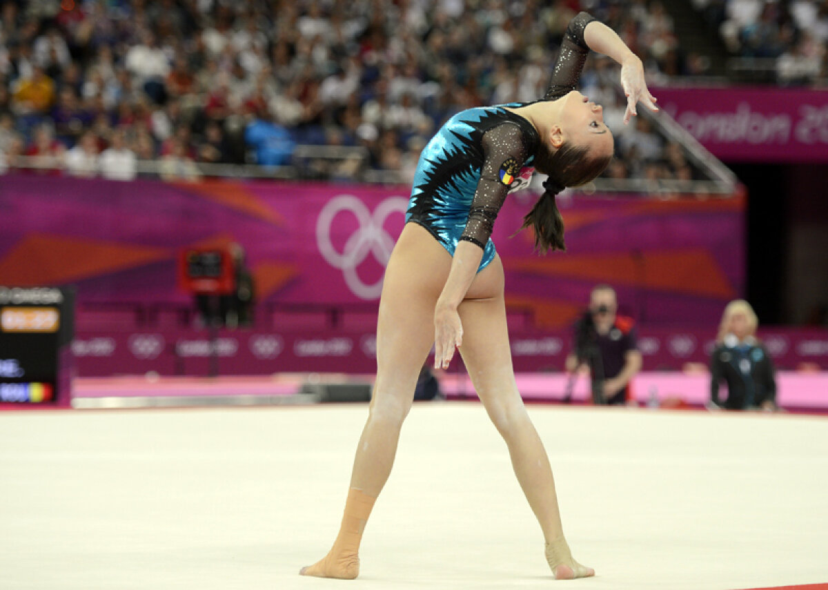 FOTO Îngheţaţi în timp » Sandra Izbaşa a terminat concursul individual compus pe locul al cincilea