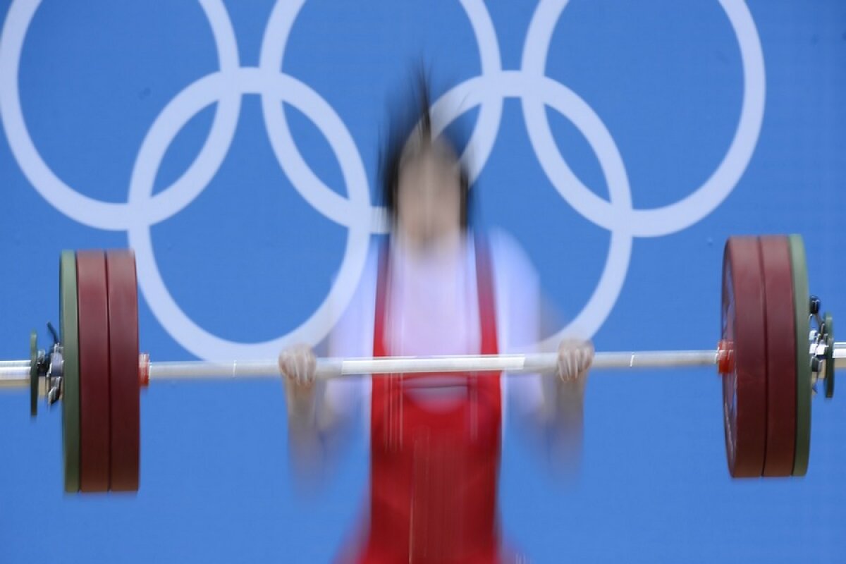 Fotografia zilei » Ei sînt pistolarii Olimpiadei de atletism. The cowboys pentru Londra 2012