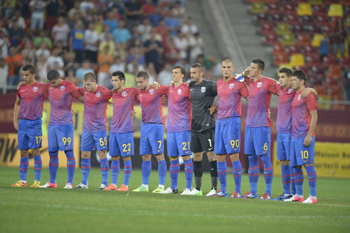 VIDEO&FOTO Festin după un an » Steaua a făcut show cu ”studenţii” clujeni: 5-1. Rocha şi Tănase au realizat ”duble”