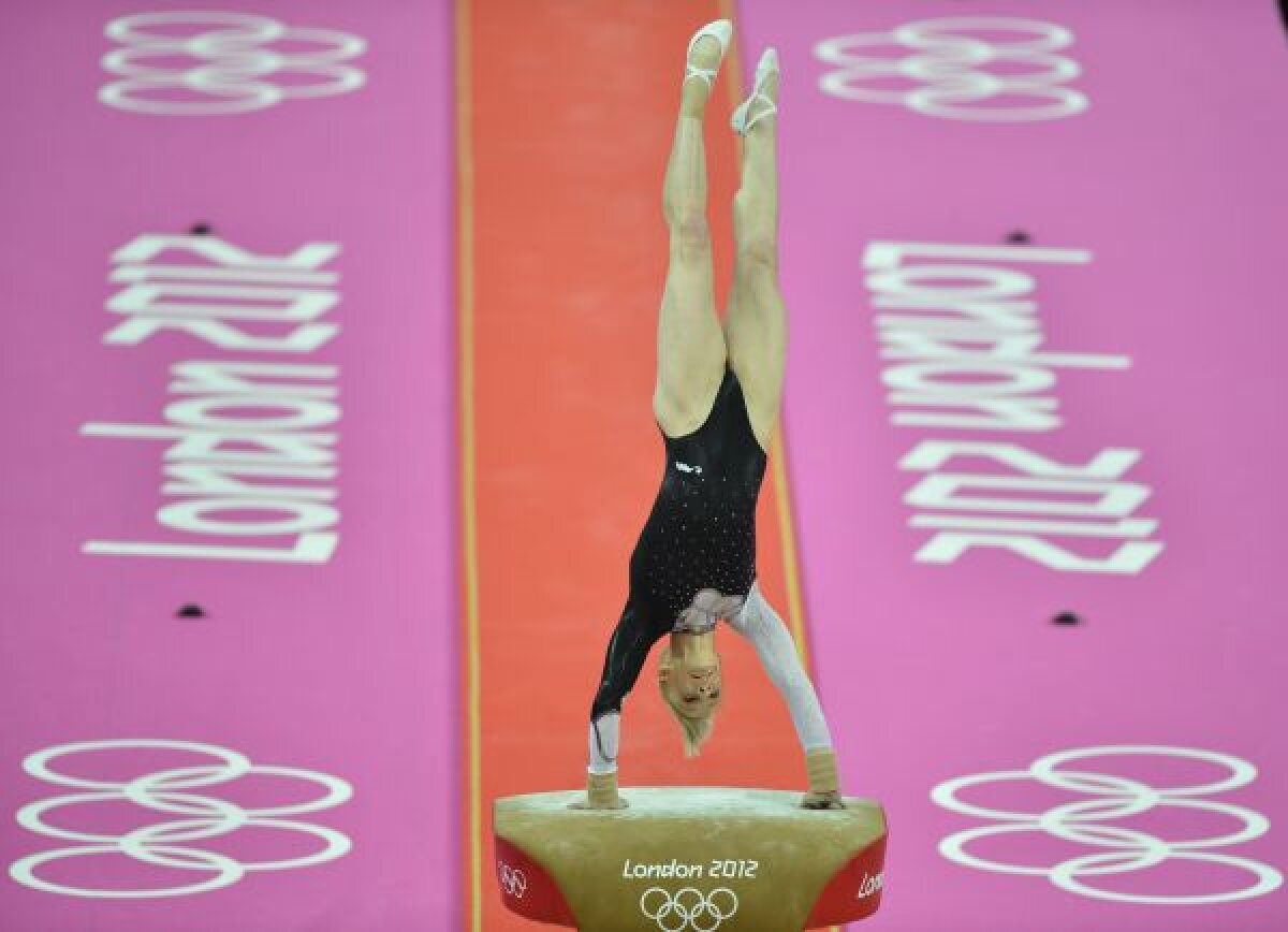 Viaţa secretă a unei campioane olimpice » Sandra Izbaşa privită dintr-o altă perspectivă