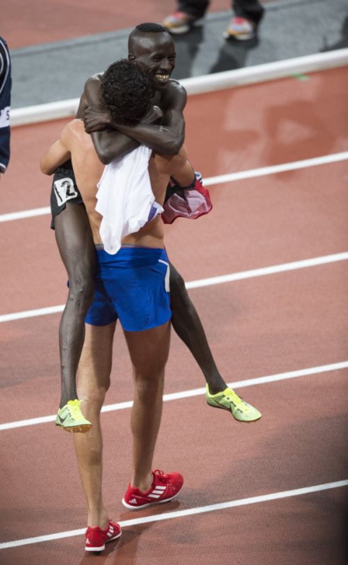FOTO Feţele deformate ale Olimpiadei » Cele mai interesante imagini ale zilei de la Londra