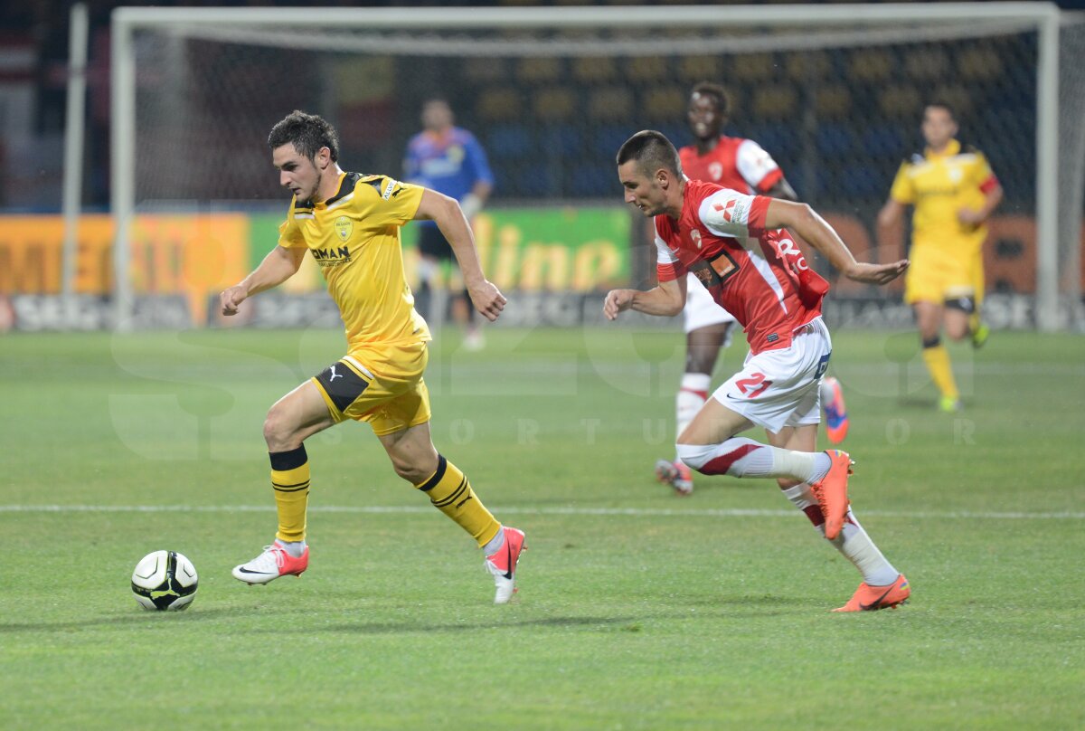 FOTO şi VIDEO FC Braşov - Dinamo 2-2 » Roş-albii nu reuşesc să rupă blestemul de sub Tmîpa