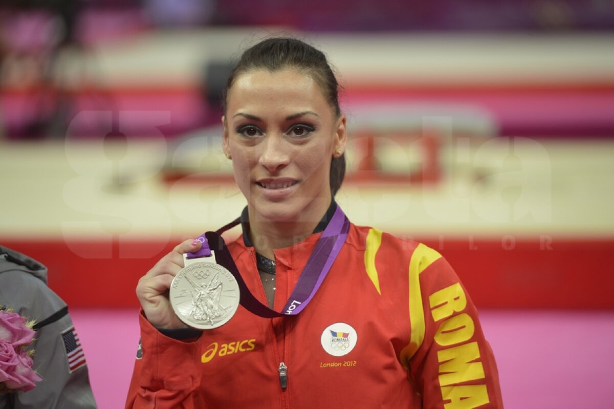 Cătălina Ponor, argint la sol! Sandra Izbaşa a căzut la ultima diagonală