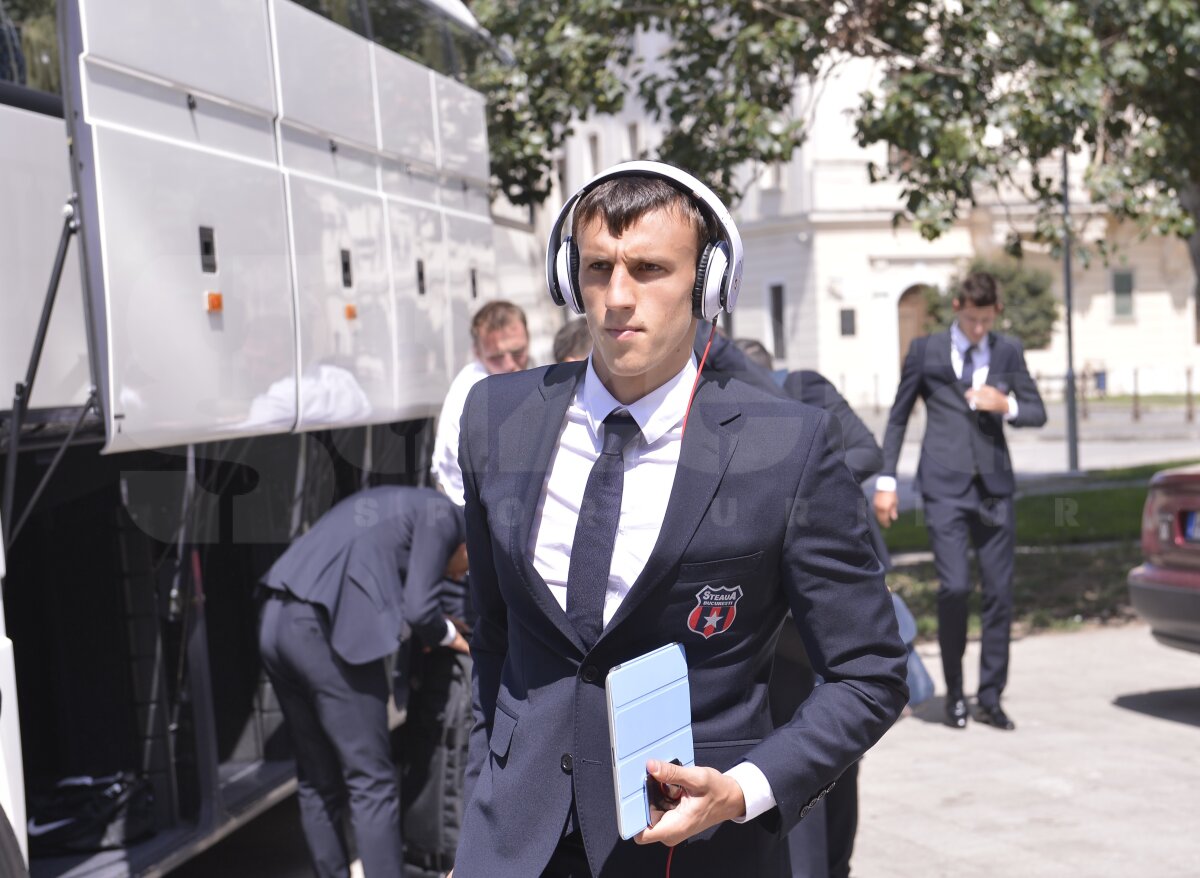 FOTO Steliştii au ajuns la Trnava foarte serioşi şi concentraţi