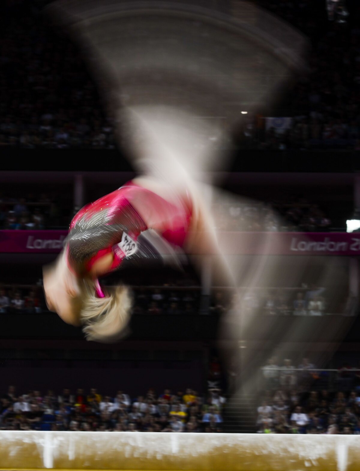 Fotografia zilei » Ei sînt pistolarii Olimpiadei de atletism. The cowboys pentru Londra 2012