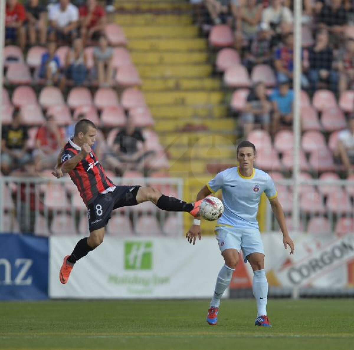 VIDEO + FOTO Lucrurile revin la normal » Steaua a învins cu 3-0 la Trnava şi merge în play-off-ul Europa League