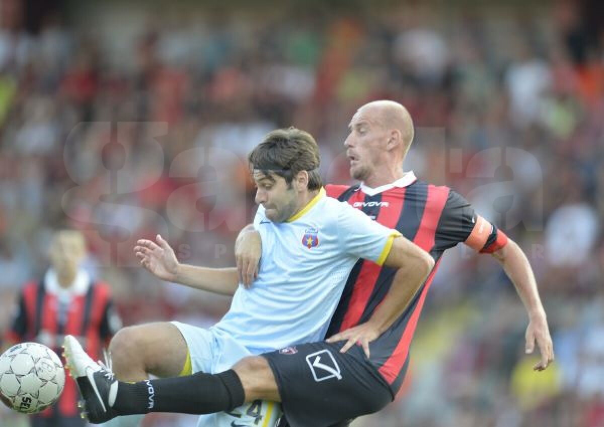 VIDEO + FOTO Lucrurile revin la normal » Steaua a învins cu 3-0 la Trnava şi merge în play-off-ul Europa League