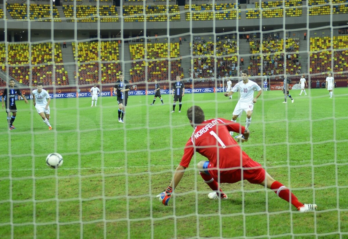 FOTO şi VIDEO Rapid - Heerenveen 1-0 » Interzis în Europa! Giuleştenii au fost eliminaţi de Heereveen, dar rămîn cu regretul golului anulat lui Roman