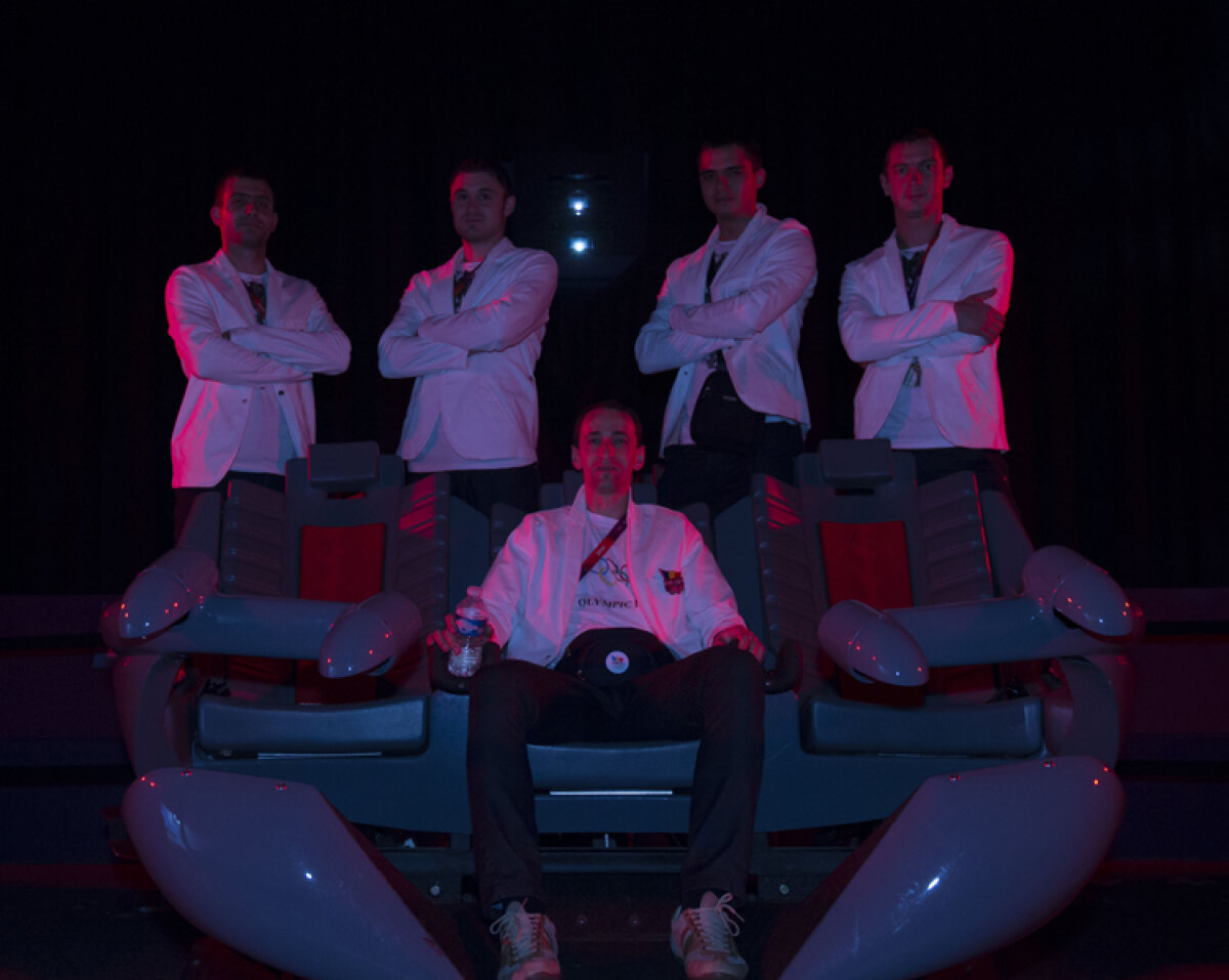 Fotografia zilei » Ei sînt pistolarii Olimpiadei de atletism. The cowboys pentru Londra 2012