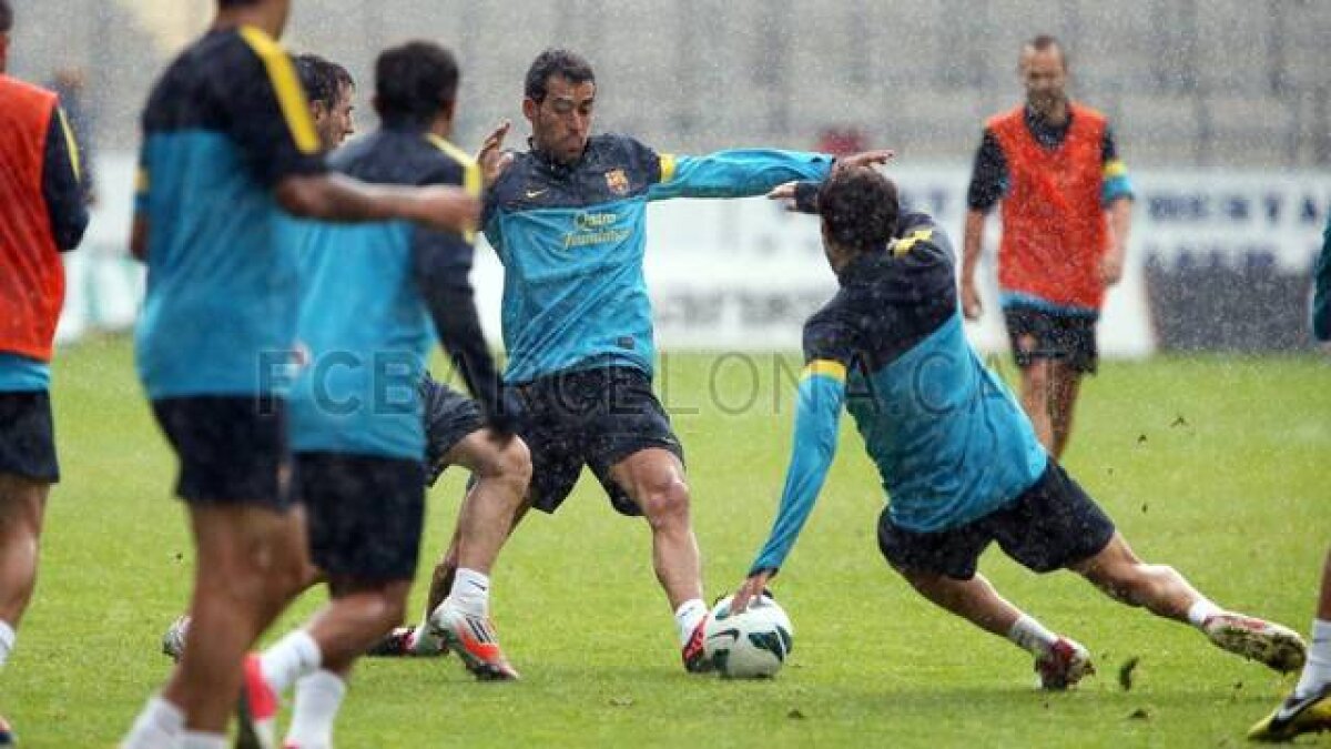 GALERIE FOTO / Carles Puyol a lipsit de la ultimul antrenament al Barcelonei din această dimineaţă!
