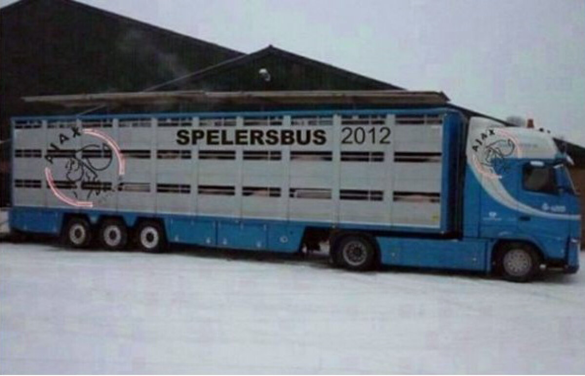 "Porcii" de la Ajax! » Debut de campionat cu scandal în Olanda