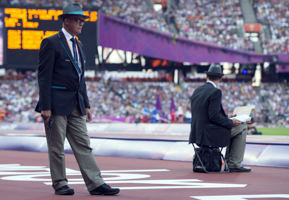 US Air Fource » Patru americance au doborît un record mondial ce rezista de 27 de ani la 4x100 m