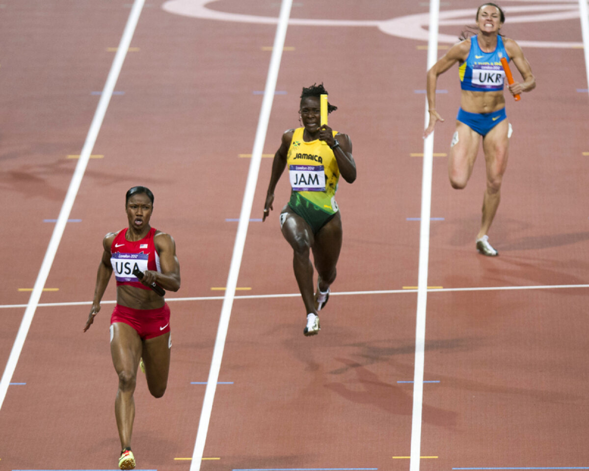 US Air Fource » Patru americance au doborît un record mondial ce rezista de 27 de ani la 4x100 m