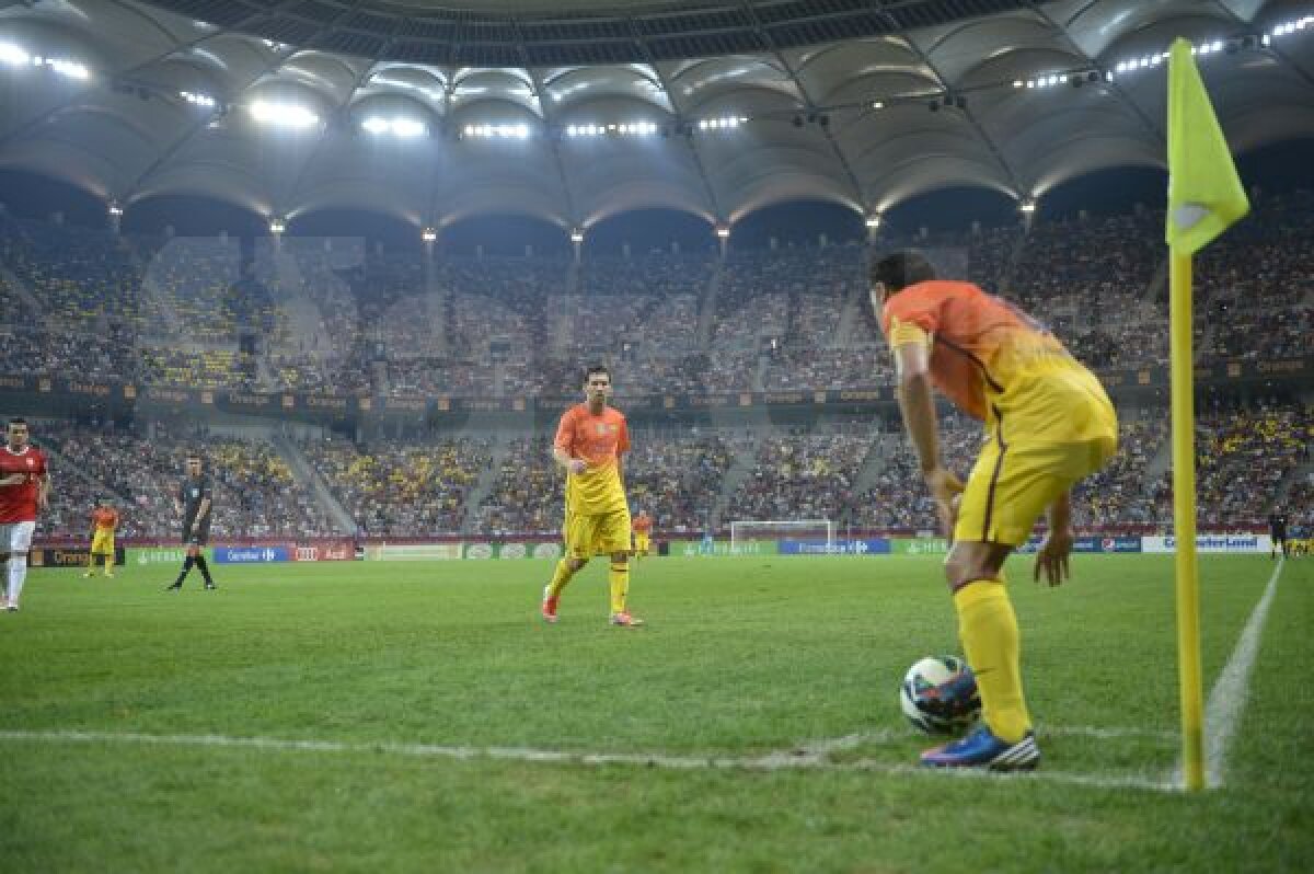 FOTO "Extratereştrii" s-au distrat pe Naţional Arena » Copiii şi-au pupat mîinile după ce au bătut palma cu Messi