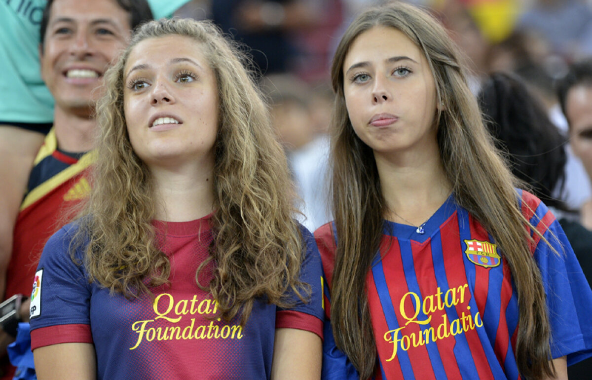 FOTO Spectacol dintr-o altă lume » Nu s-a umplut stadionul, dar a fost o atmosferă de vis la Dinamo-Barcelona!