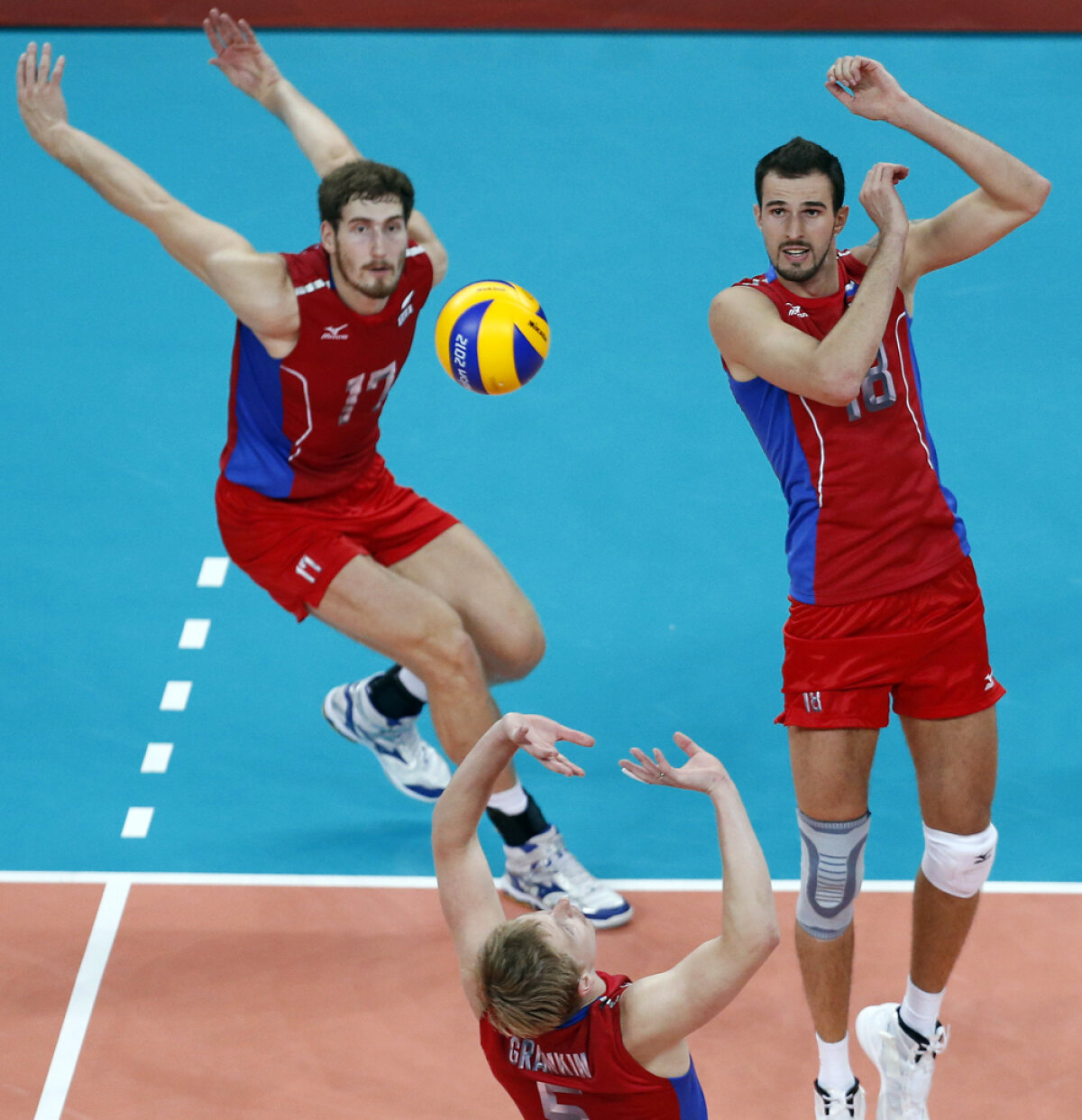 Ultimele finale de la Jocurile Olimpice » SUA s-a impus în finala de la baschet, iar Franta în cea de la handbal