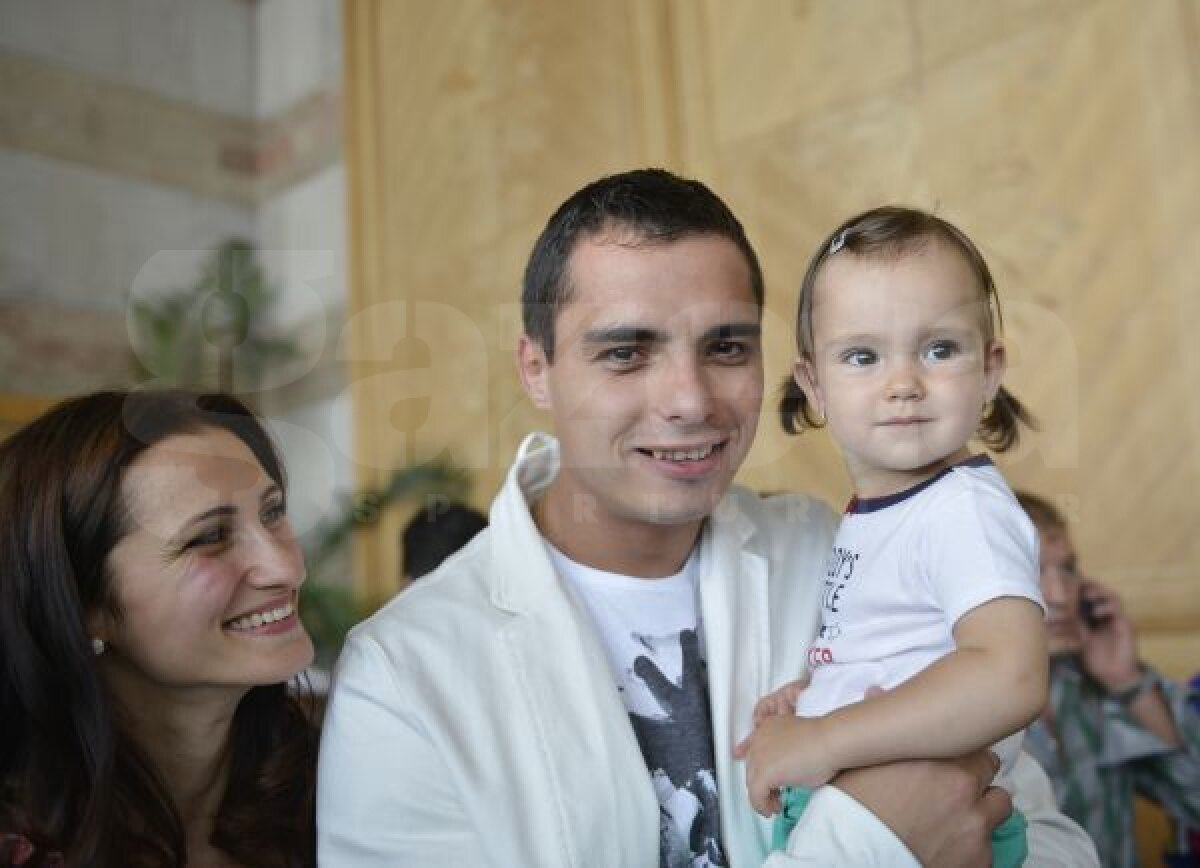 FOTO Lotul olimpic a revenit în ţară » Imagini de la sosirea sportivilor