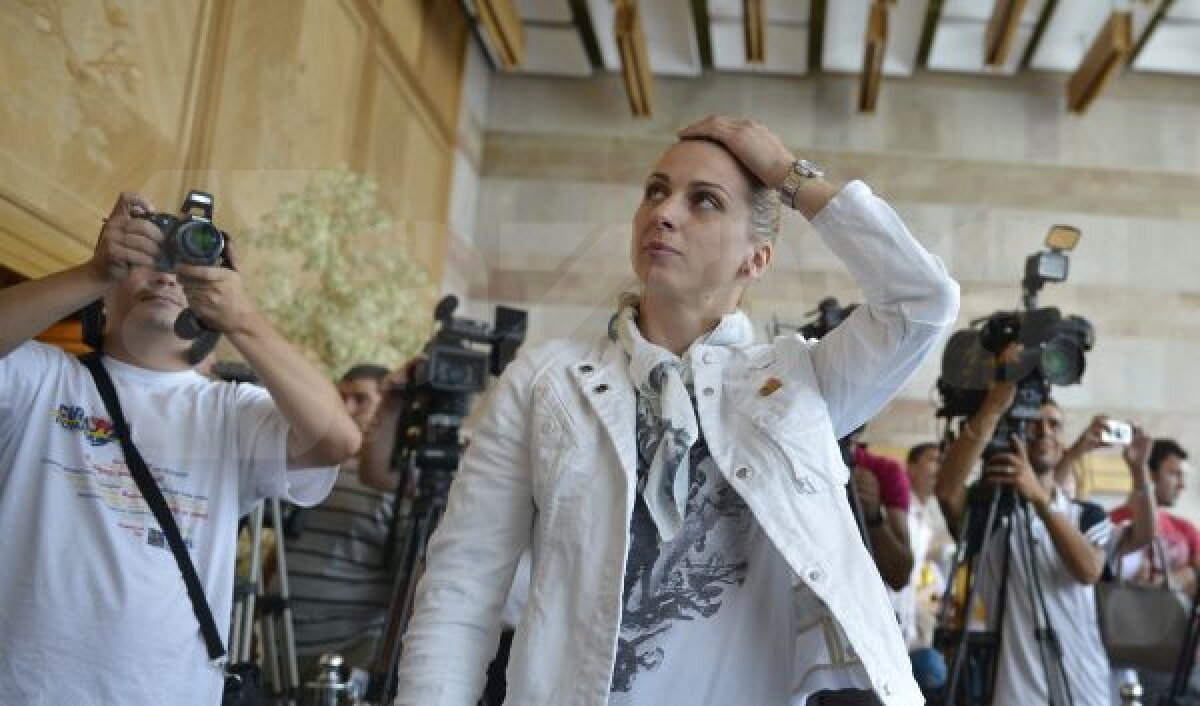 FOTO Lotul olimpic a revenit în ţară » Imagini de la sosirea sportivilor