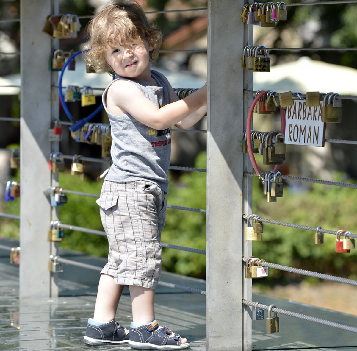FOTO Uitaţi de ruina din Ljubljana » Stadionul ”Bezigrad”, unde România pierdea dramatic, 1-2, în barajul pentru CM 2002, e abandonat!