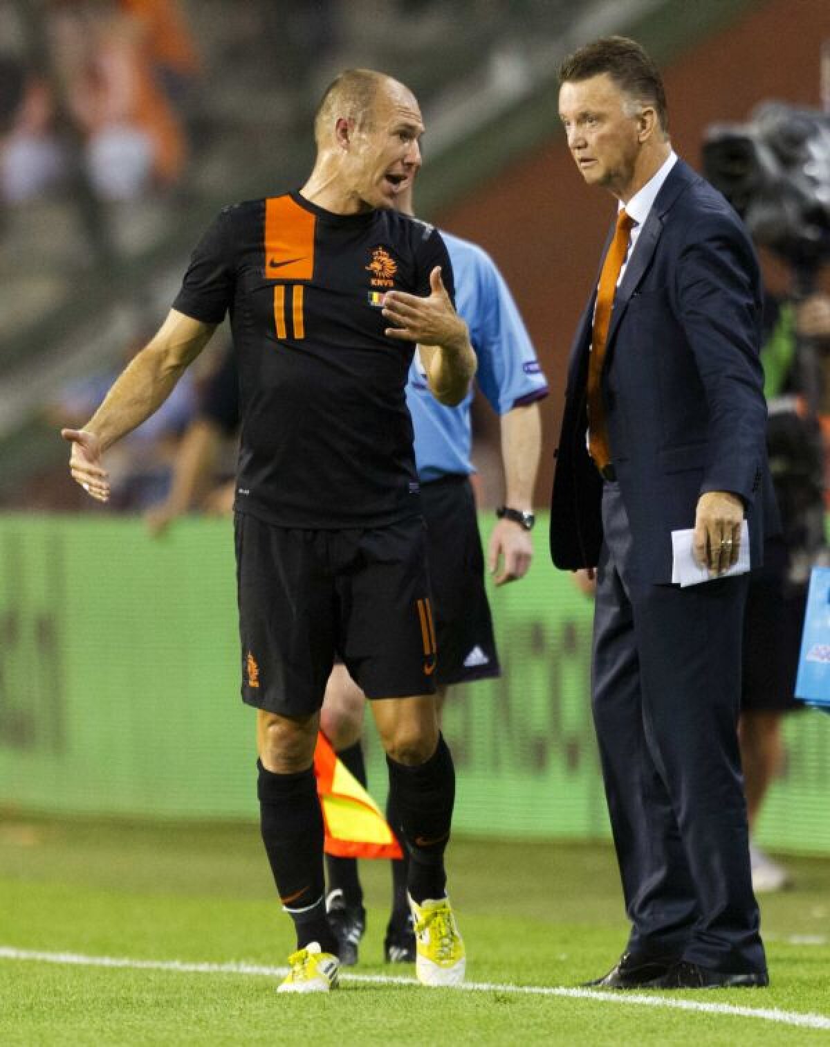 VIDEO Cei mai periculoşi rivali au intrat în panică după 2-4 cu Belgia: "Nouă, olandezilor, ne e frică!"