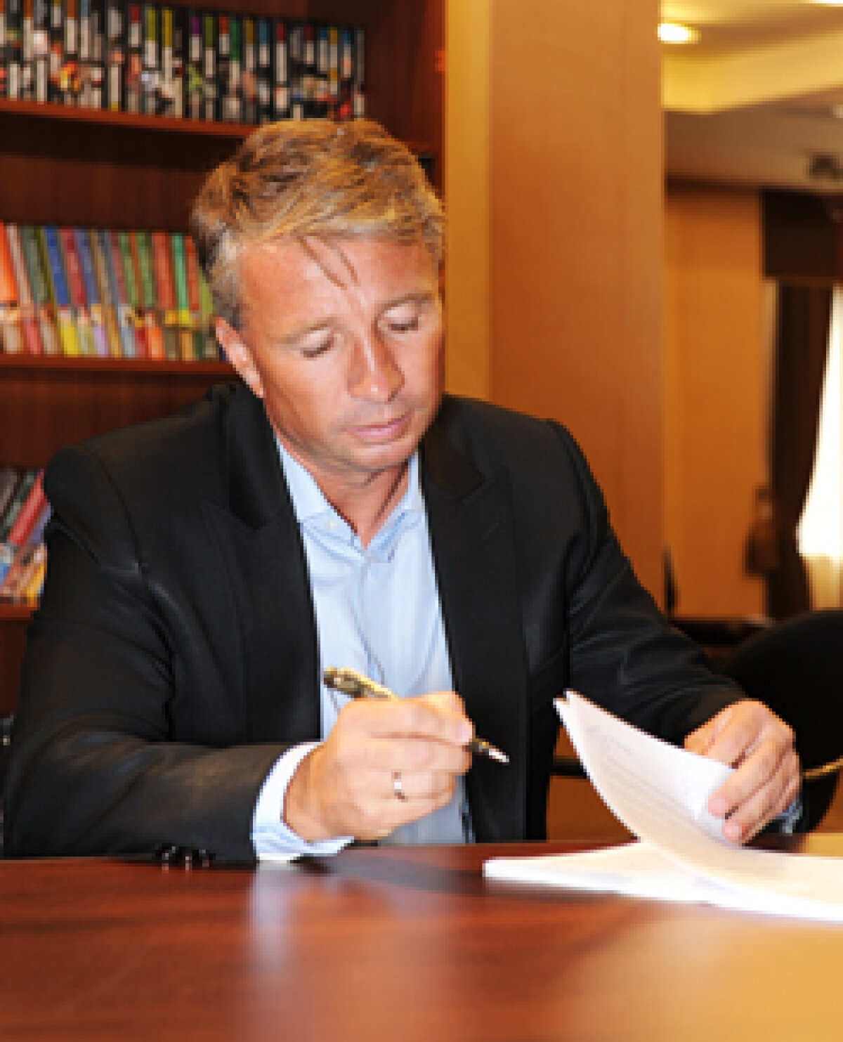 Dan Petrescu, primele declaraţii ca antrenor la Dinamo: "Am o nouă provocare: vreau să cîştig trofee"