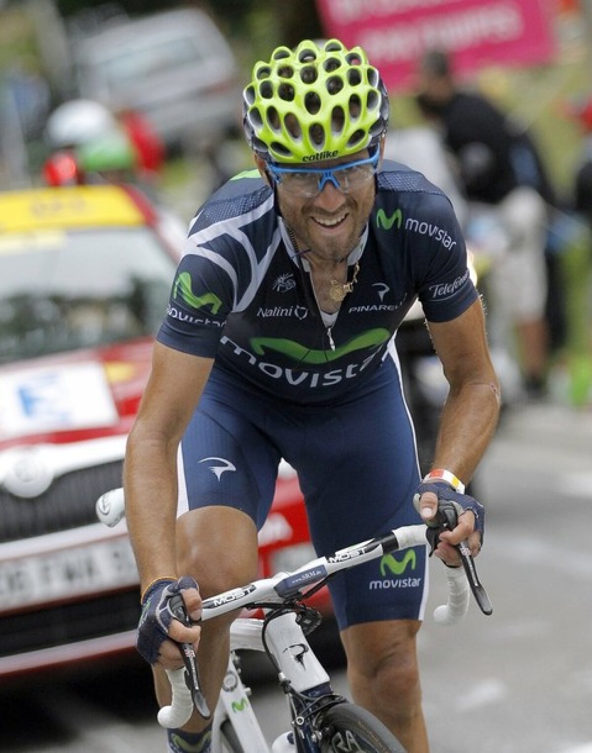 Primul glonţ » Alejandro Valverde cîştigă pe Alto de Arrate şi ia tricoul roşu