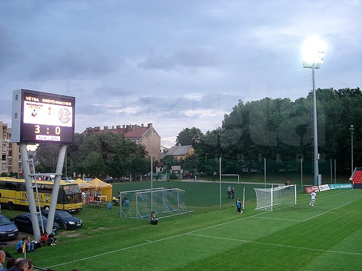 Se joacă la ţară! » GSP vă prezintă stadionul pe care se va disputa turul la Vilnius