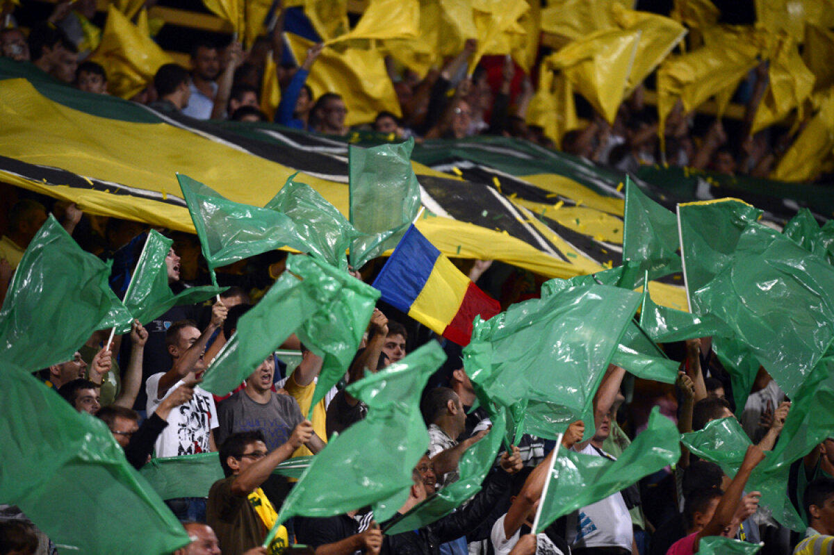 FOTO Piatra italiana » Nemţenii s-au împărţit: 14.000 au fost vasluieni şi 30 italieni!