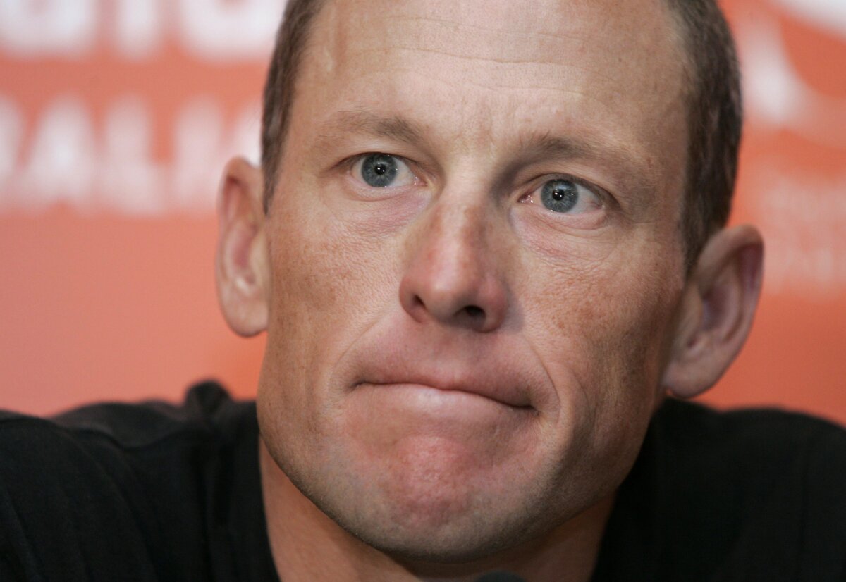 Lance Armstrong PIERDE cele 7 Tururi ale Franţei!