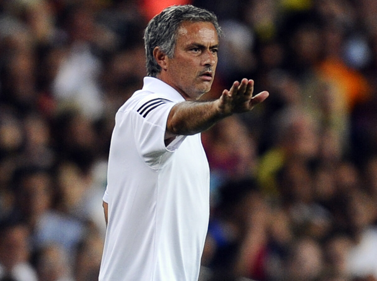 VIDEO Mourinho acuză arbitrajul în El Clasico: "Ofsaid la Pedro!"