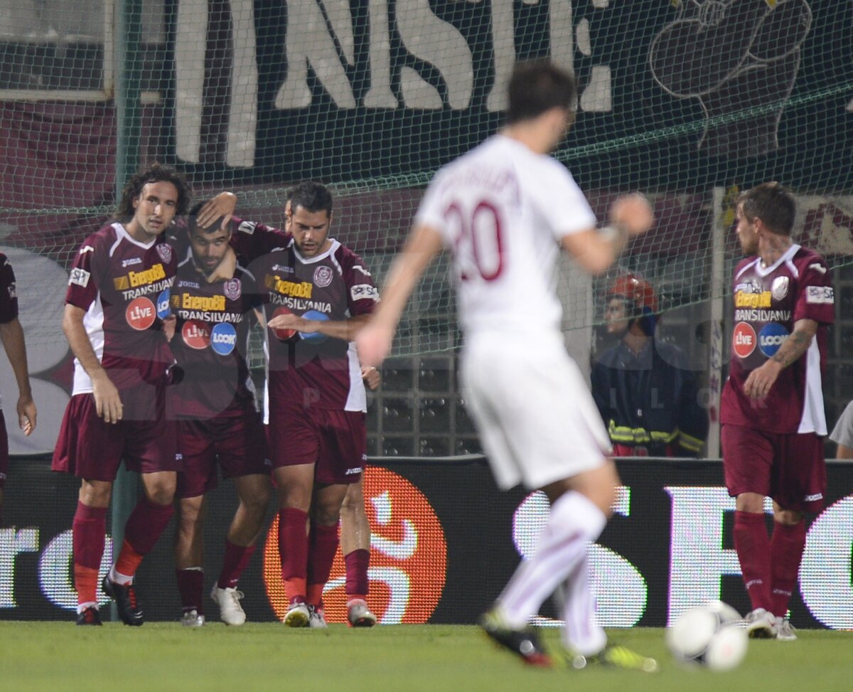 FOTO ŞI VIDEO Rapid - CFR Cluj 3-2 » Giuleştenii au revenit jucînd în zece după 0-2 la pauză