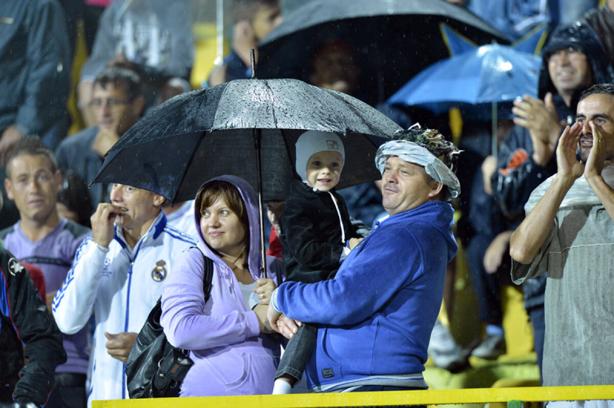 Cîntînd în ploaie » Vasluienii au luat cu asalt stadionul la meciul cu Steaua
