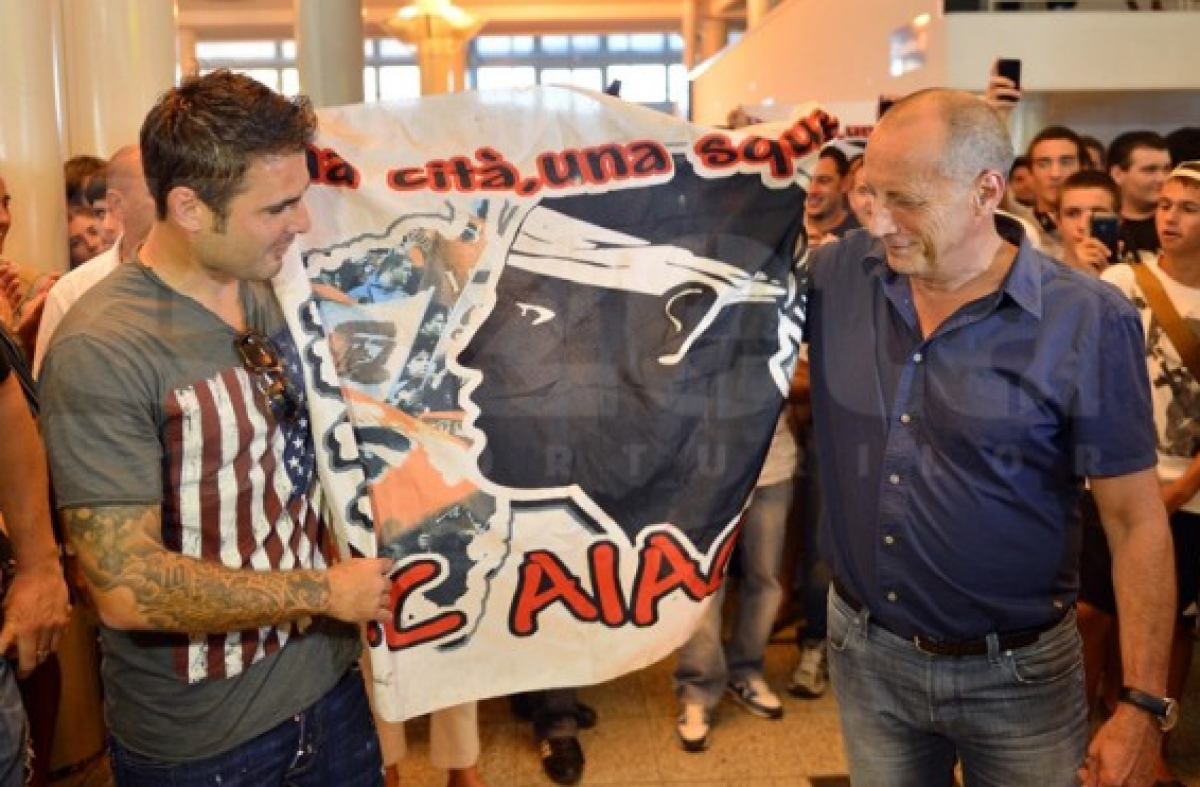 Mutu, prezentat la Ajaccio! "Nu vreau să fiu starul echipei" » Antrenorul său e convins: "Este Ibrahimovici al nostru"