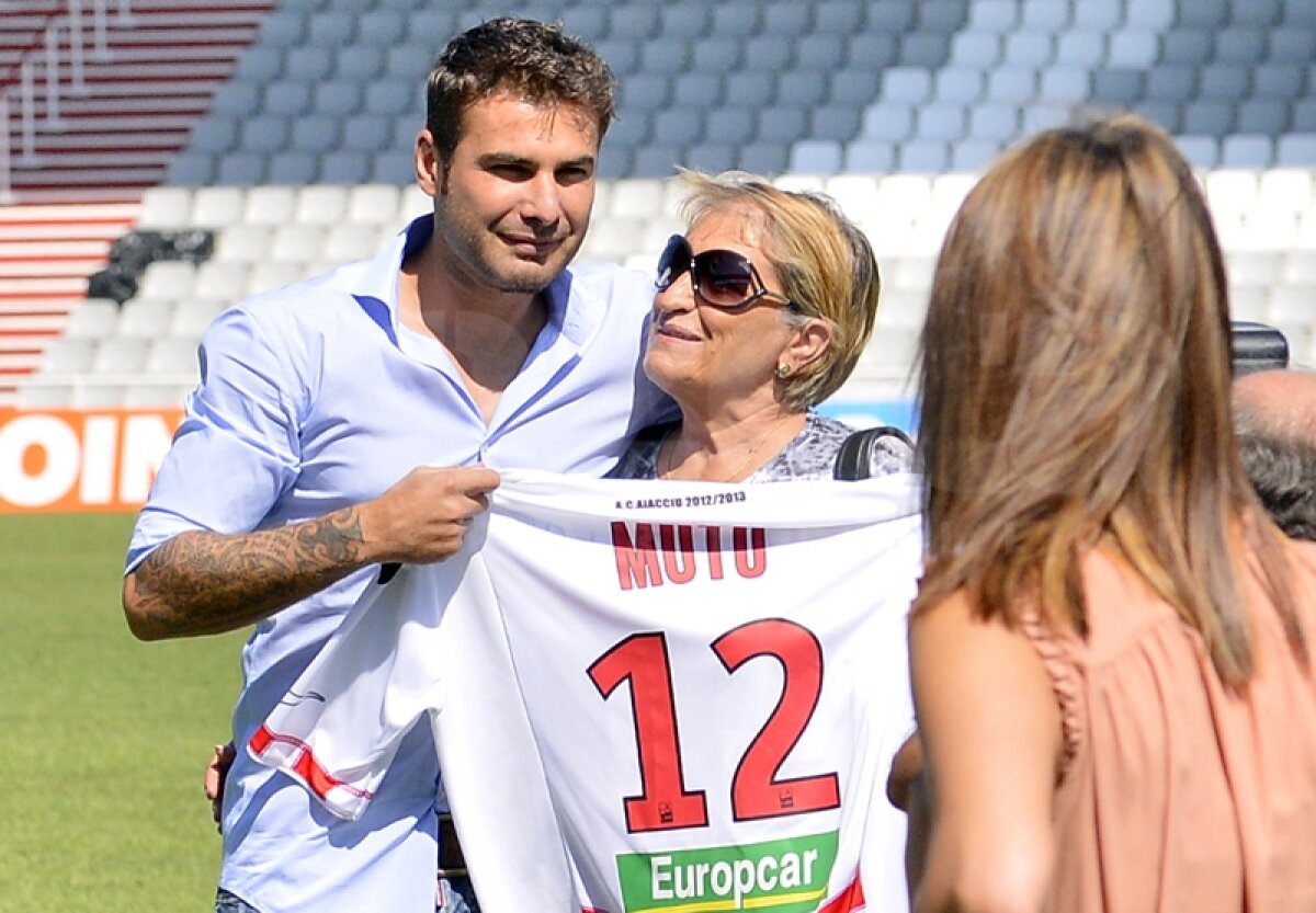 FOTO Prima zi a lui Mutu la Ajaccio » De la sosirea pe aeroport, pînă la primul antrenament cu noua lui echipă