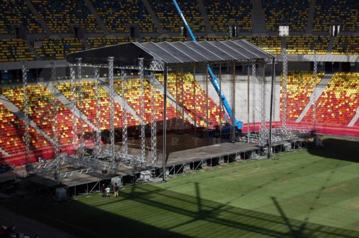 FOTO EXCLUSIV Arena se transformă! » Cel mai modern stadion din România va găzdui mîine concertul trupei Red Hot Chili Peppers