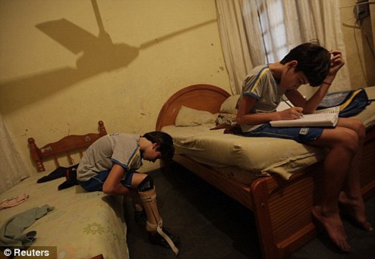 FOTO & VIDEO Copilul ăsta te va lăsa fără cuvinte! Povestea lui e o lecţie pentru fiecare dintre noi