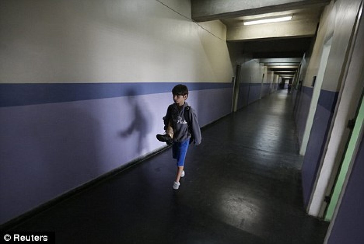 FOTO & VIDEO Copilul ăsta te va lăsa fără cuvinte! Povestea lui e o lecţie pentru fiecare dintre noi