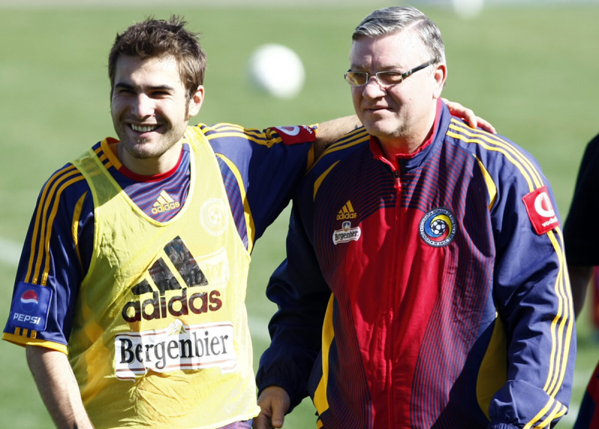 "L-am rugat pe Naşu' să «joace» la birou, nu la microfon" » Mesajul lui Adrian Mutu pentru federaţie, suporteri şi presă