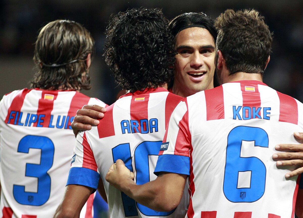 FOTO&VIDEO » Cu un Falcao fenomenal, Atletico a dat de pămînt cu Chelsea (4-1) şi a cucerit Supercupa