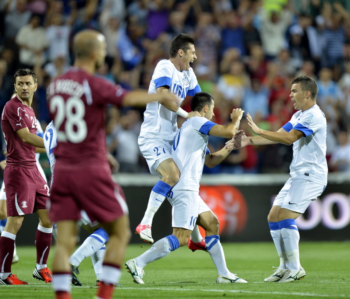 FOTO&VIDEO Pandurii - Rapid 2-0 » Gorjenii au surclasat echipa lui Sabău şi se distanţează în fruntea clasamentului