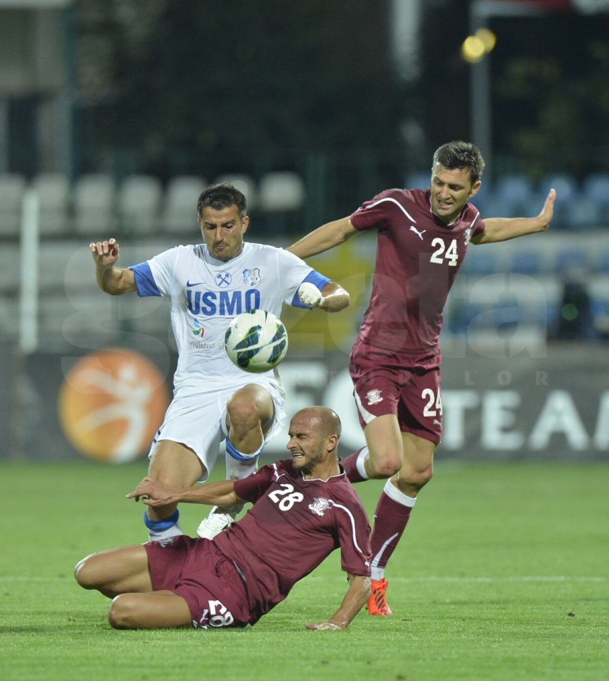 FOTO&VIDEO Pandurii - Rapid 2-0 » Gorjenii au surclasat echipa lui Sabău şi se distanţează în fruntea clasamentului