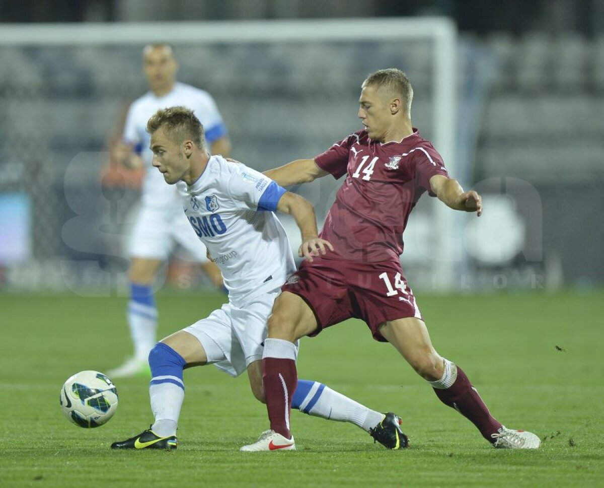 FOTO&VIDEO Pandurii - Rapid 2-0 » Gorjenii au surclasat echipa lui Sabău şi se distanţează în fruntea clasamentului