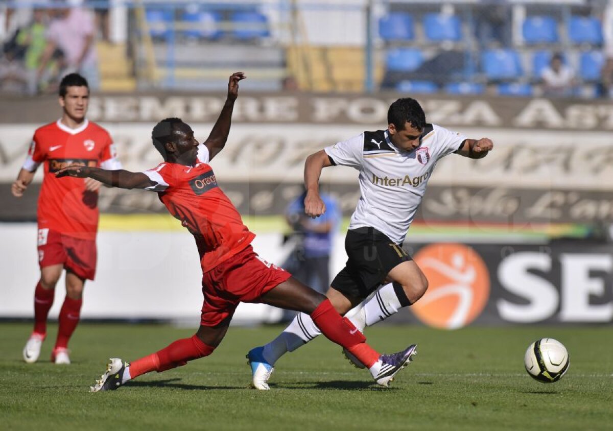 FOTO&VIDEO "Cîini" puşi cu botul pe labe » Astra a învins Dinamo cu 1-0